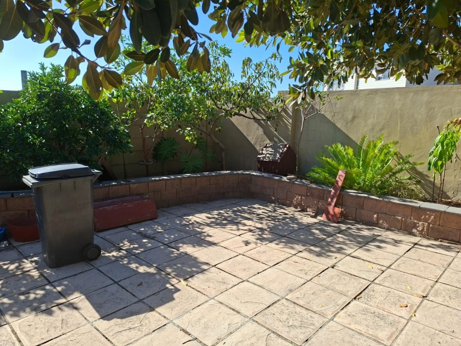 5 Bedroom Property for Sale in Protea Heights Western Cape